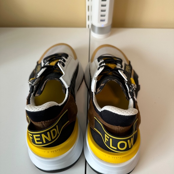 Mens Fendi Flow Shoe - New Condition - Picture 4 of 4